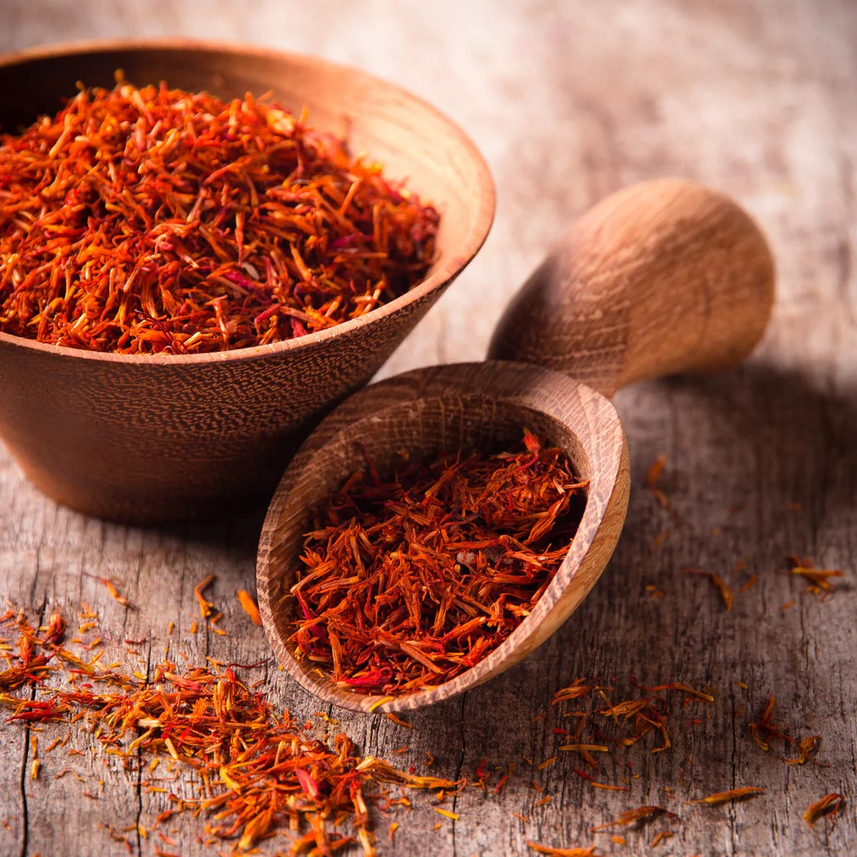 Cedar and Saffron Fragrance Oil - Image 3